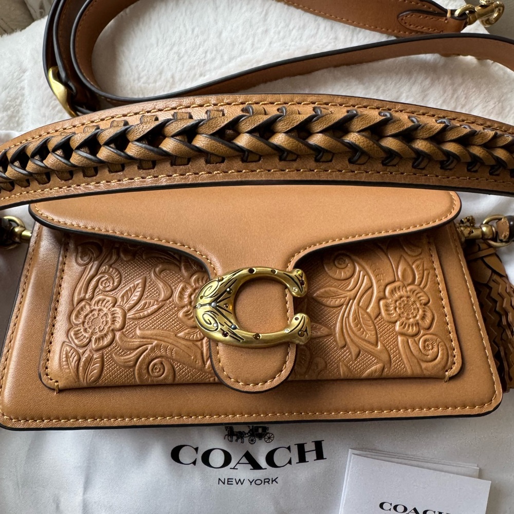 Coach Floral Tabby 20 - Picture 4 of 9